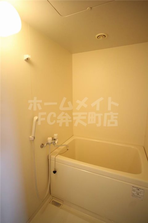 バス・シャワールーム　お風呂です