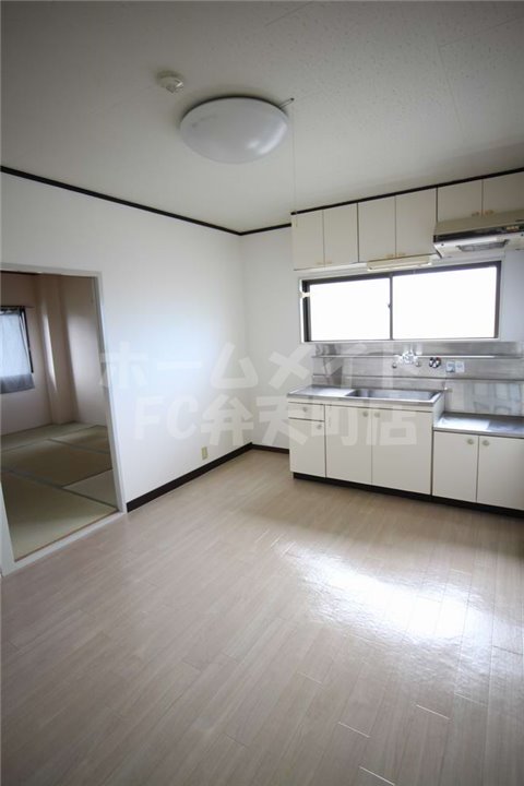 居室・リビング　使いやすい居間です