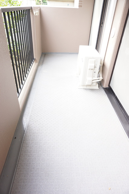 バルコニー　南西向きのバルコニー★