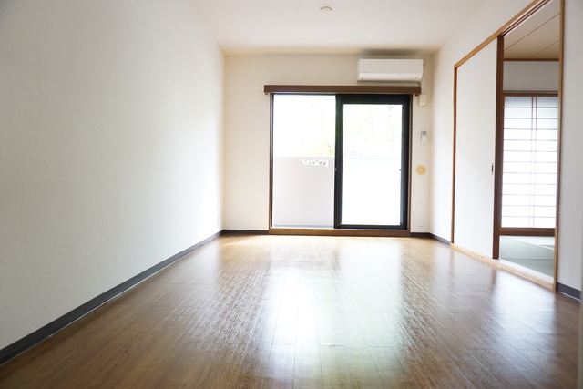 居室・リビング　ＬＤＫ１３．１帖★