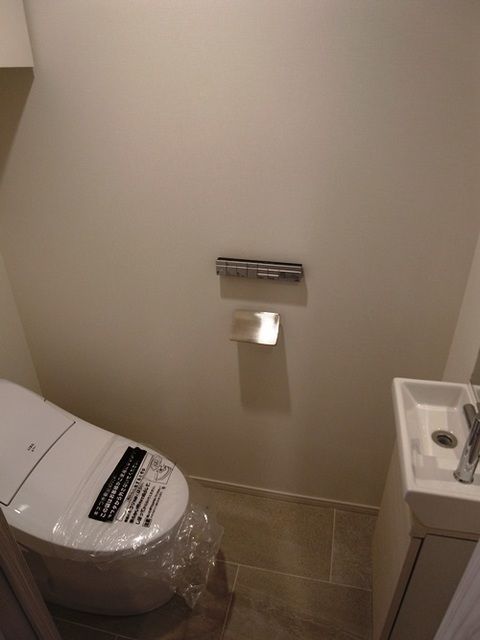 トイレ　ザ・パークハビオ三軒茶屋テラス
