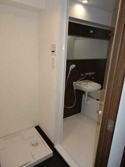 バス・シャワールーム　収納