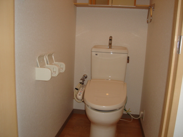 トイレ　ＷＣ(シャワー付きトイレ)