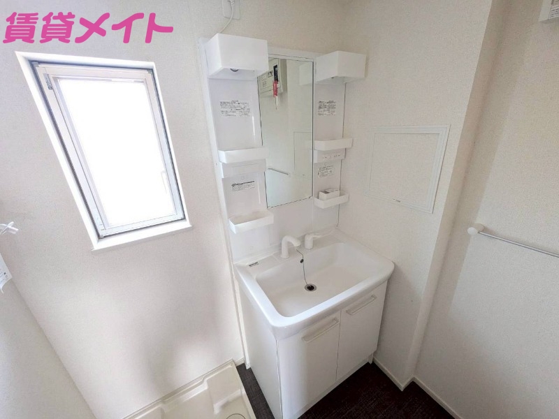 洗面設備　同タイプ部屋写真です。