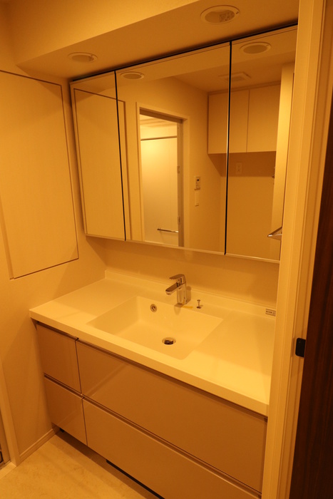 洗面設備　別部屋参考写真