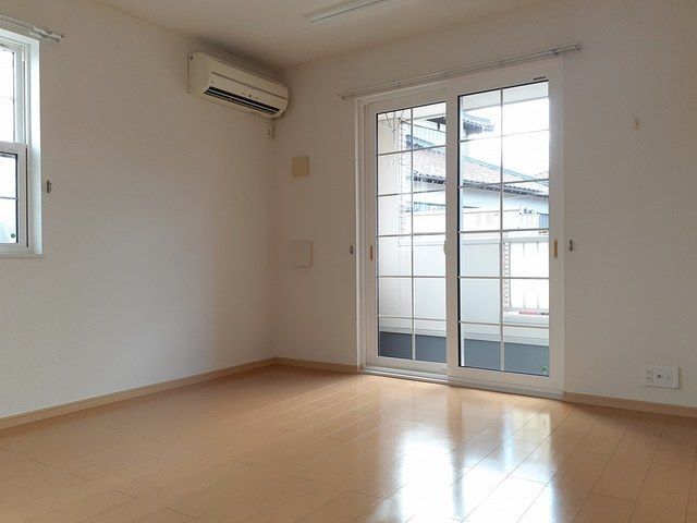 居室・リビング　リビング