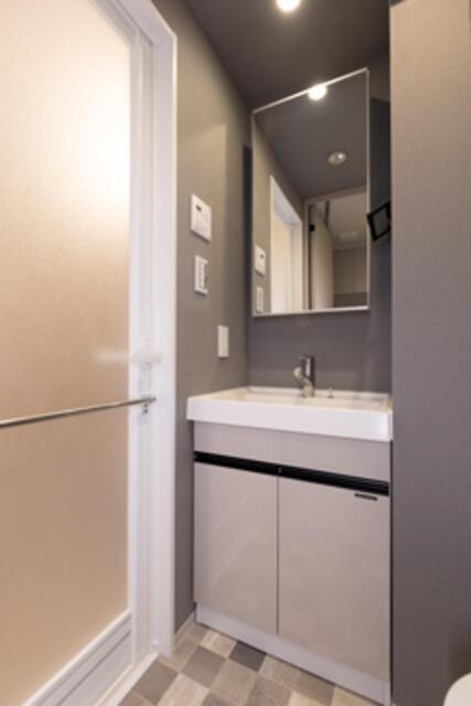 洗面設備　※写真は同タイプ住戸です。?