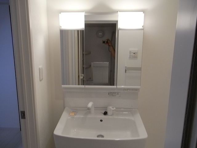 洗面設備　洗髪洗面化粧台