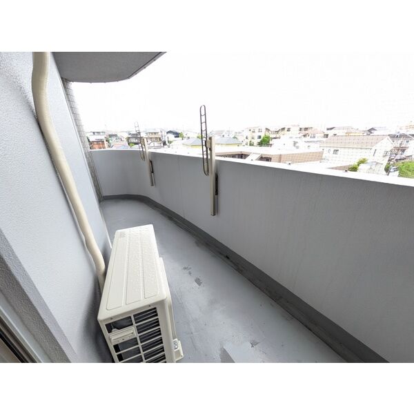 バルコニー　※別室の参考写真の為、現況優先です。