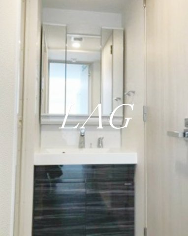 洗面設備　洗面台です。