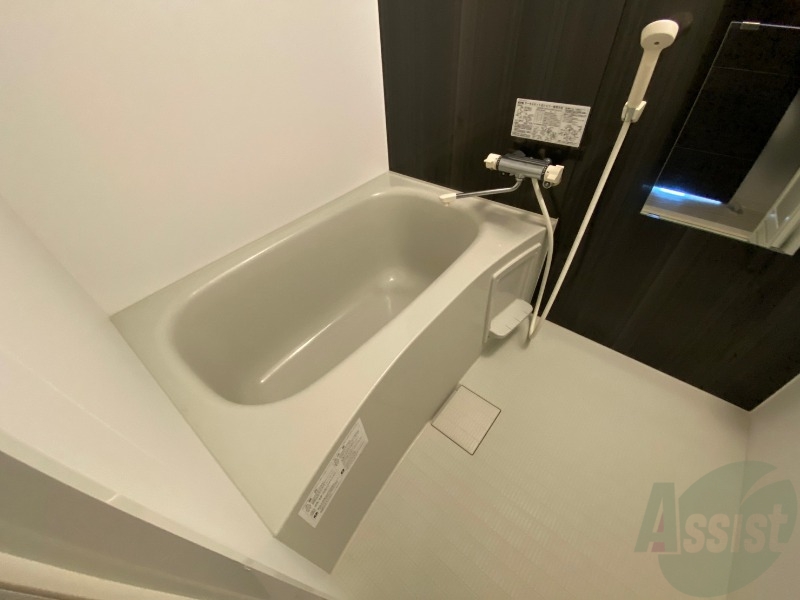 バス・シャワールーム　お風呂です！一日の疲れを癒してくださいね！