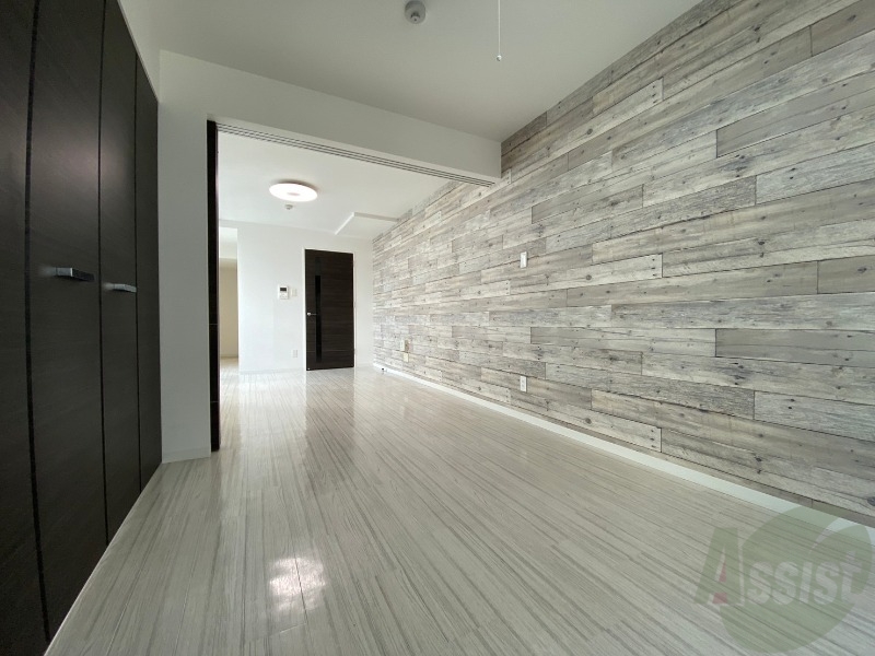 その他部屋・スペース　戸を閉めるとリビングと区切られた寝室にすることができますよ。