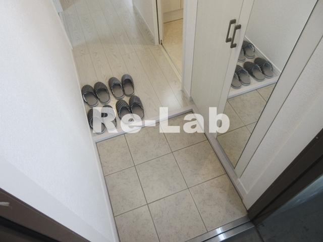 玄関　※写真はイメージです。