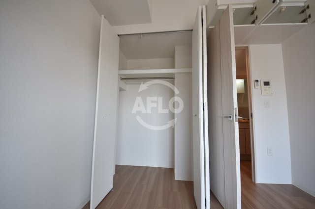 収納　グランパーク大阪WEST　クローゼット