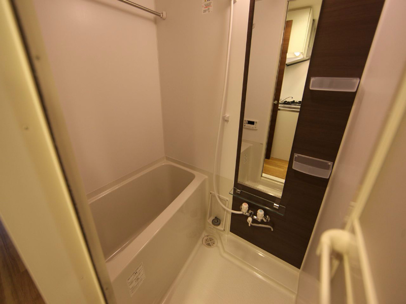 バス・シャワールーム　追い焚き機能　オートバス機能付バスルーム