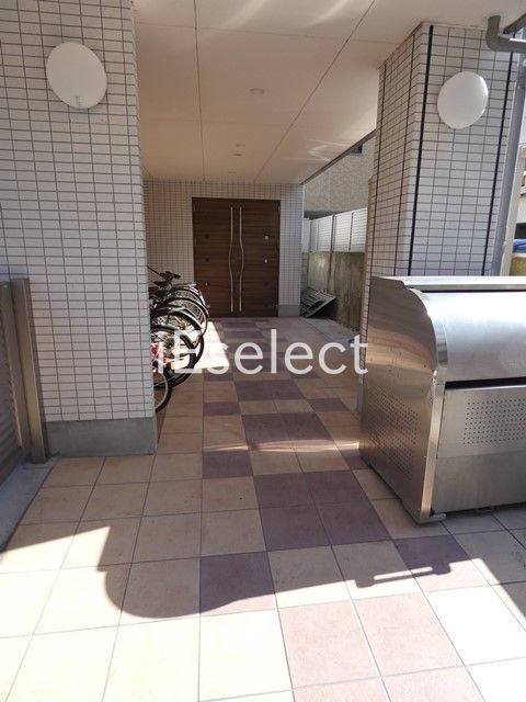 エントランス　エントランス