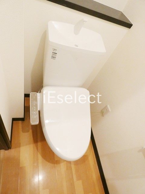 トイレ　ウォシュレット付のトイレ