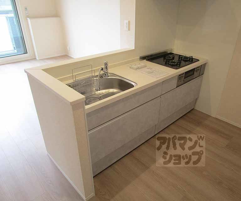 キッチン　３０２号室の写真です。