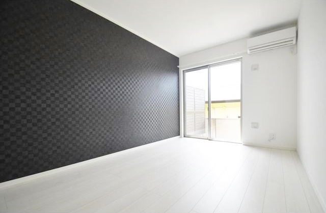 その他設備　室内エアコン付き♪