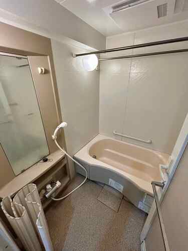 バス・シャワールーム　浴室　※2026年3月の写真