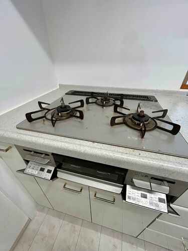 その他設備　3口ガスコンロ　※2026年3月の写真