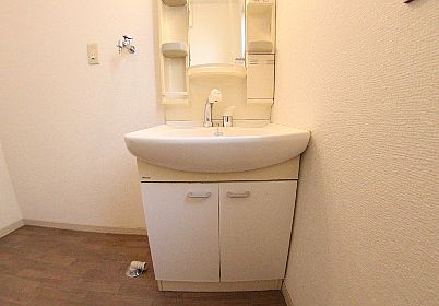 洗面設備　広い洗面スペース