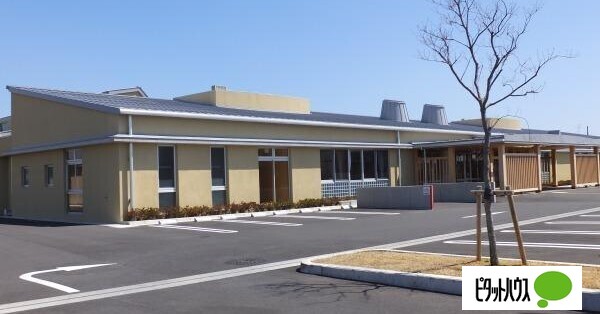 幼稚園・保育園　吉田町立すみれ保育園（幼稚園・保育園）まで490m