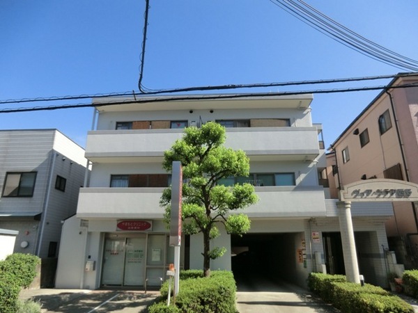 建物外観　オートック付きで安心！エレベーター付きで便利！