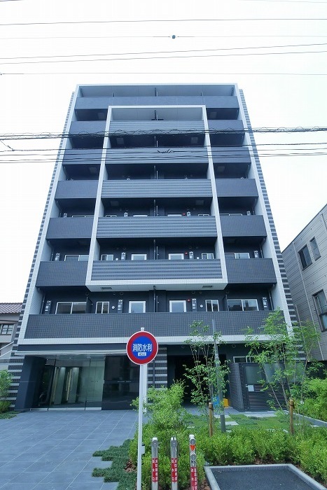 建物外観　外観は落ち着いています