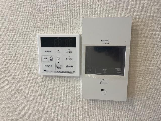 セキュリティ　モニター付きインターホン