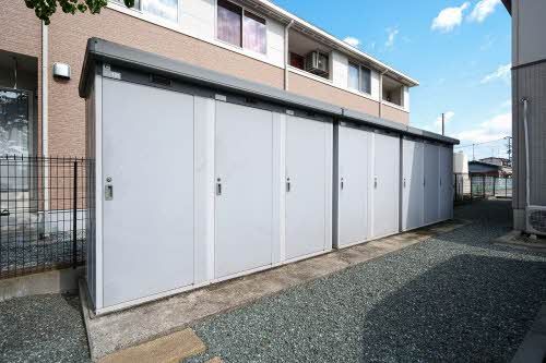 建物外観　ストッカー
