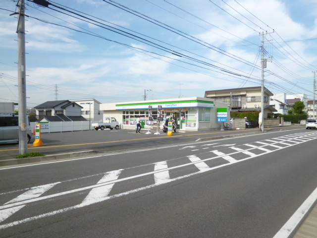 コンビニ　ファミリーマート藤沢湘南台４丁目店（コンビニ）まで290m