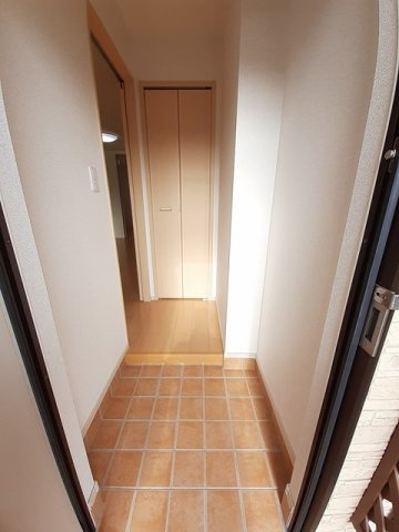 玄関　シンプルで使いやすい玄関です