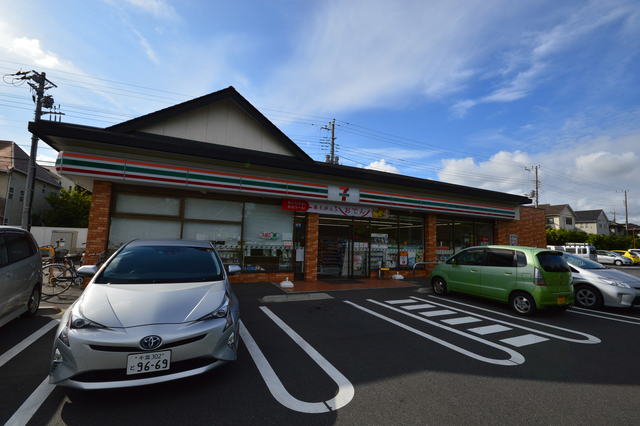 コンビニ　セブンイレブン千葉青葉の森公園店（コンビニ）まで575m