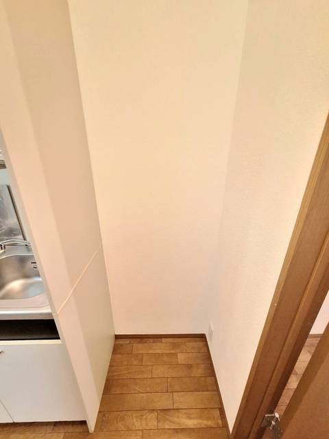 その他部屋・スペース　キッチン横冷蔵庫スペース