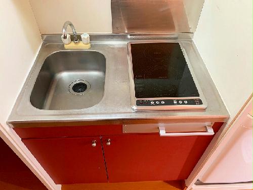 キッチン　同タイプ部屋の写真となり設備等は現況と異なる場合があります。