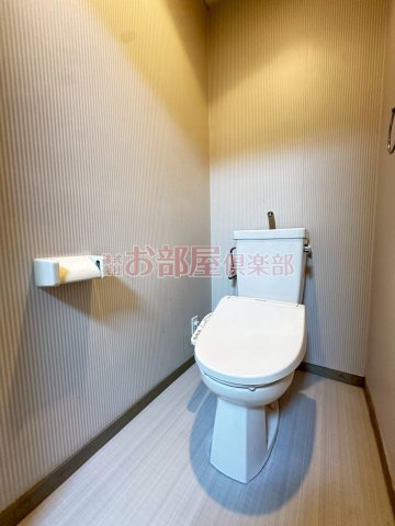 トイレ　トイレもきれいです
