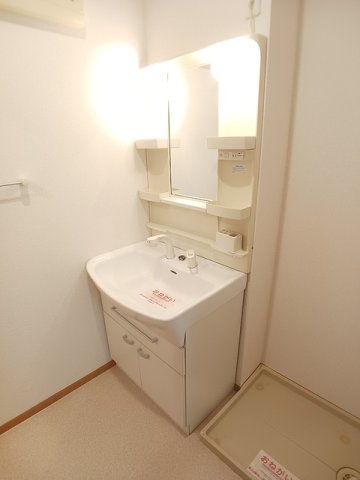 洗面設備　洗面所です
