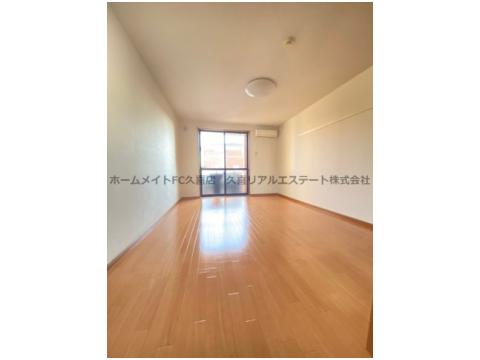 居室・リビング　同建物別号室