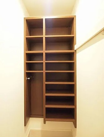 玄関　※他部屋、参考写真※