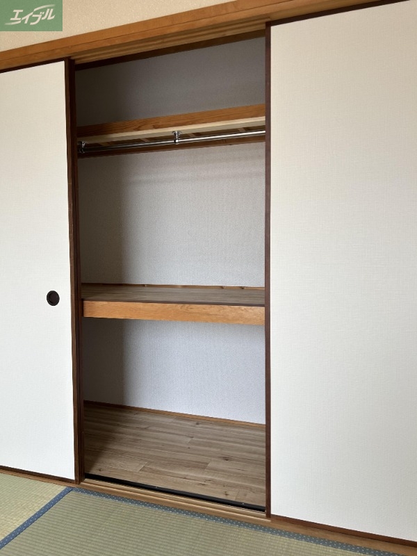 収納　別のお部屋の写真です。実際とは異なります。