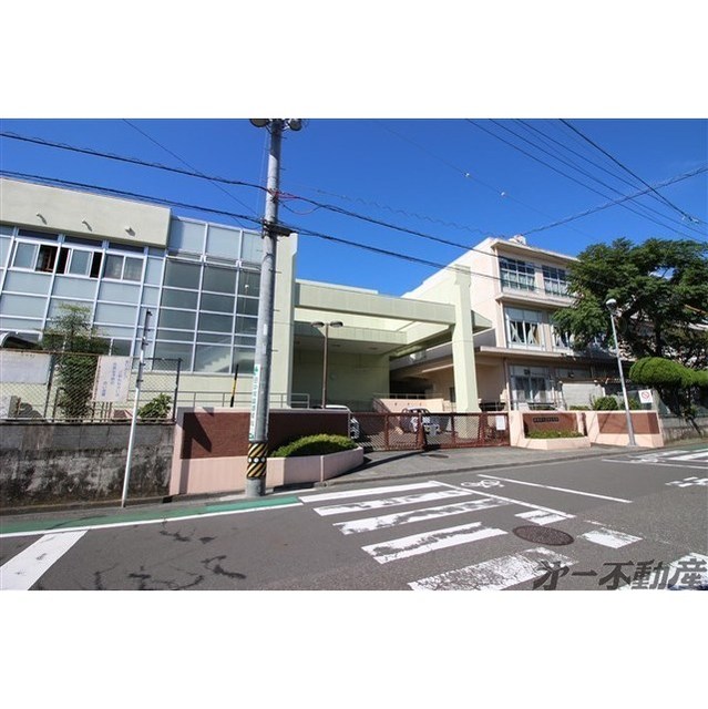 小学校　静岡市立番町小学校（小学校）まで450m