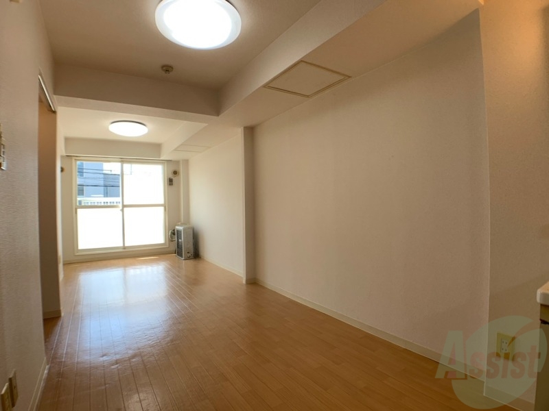 居室・リビング　広くてキレイなお部屋が広がっていて、充実した生活が送れそう。