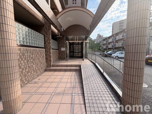 エントランス　毎日通るエントランスはこのようになっています