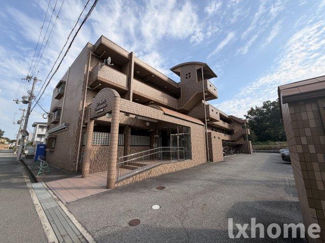 建物外観　落ち着いた雰囲気の外観です