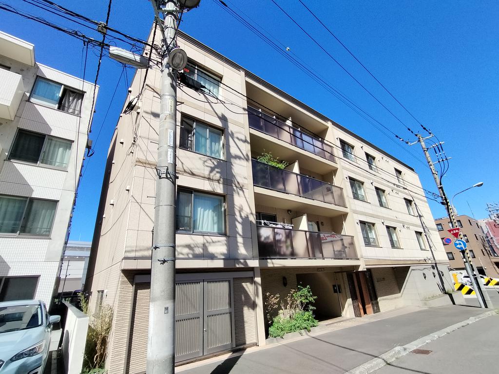 建物外観　人気の都市ガス！設備充実マンション♪