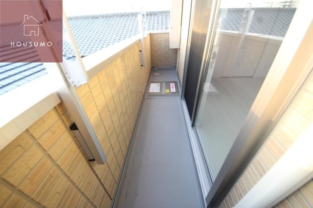 バルコニー　陽当たり良好なバルコニーです