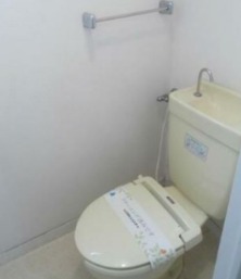 トイレ　別部屋参考写真です。