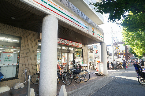 コンビニ　セブンイレブン 京都修学院駅前店（コンビニ）まで120m