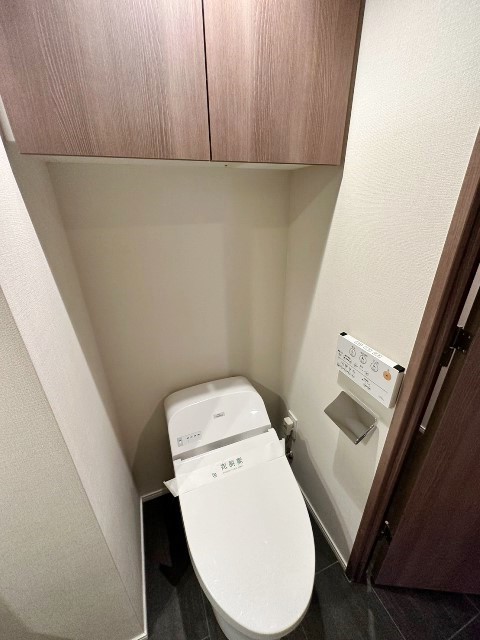 トイレ　別部屋同仕様タイプ